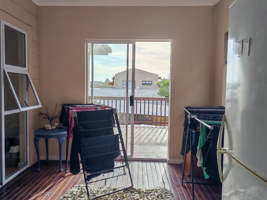 5 Bedroom Property for Sale in Cannon Rocks Eastern Cape